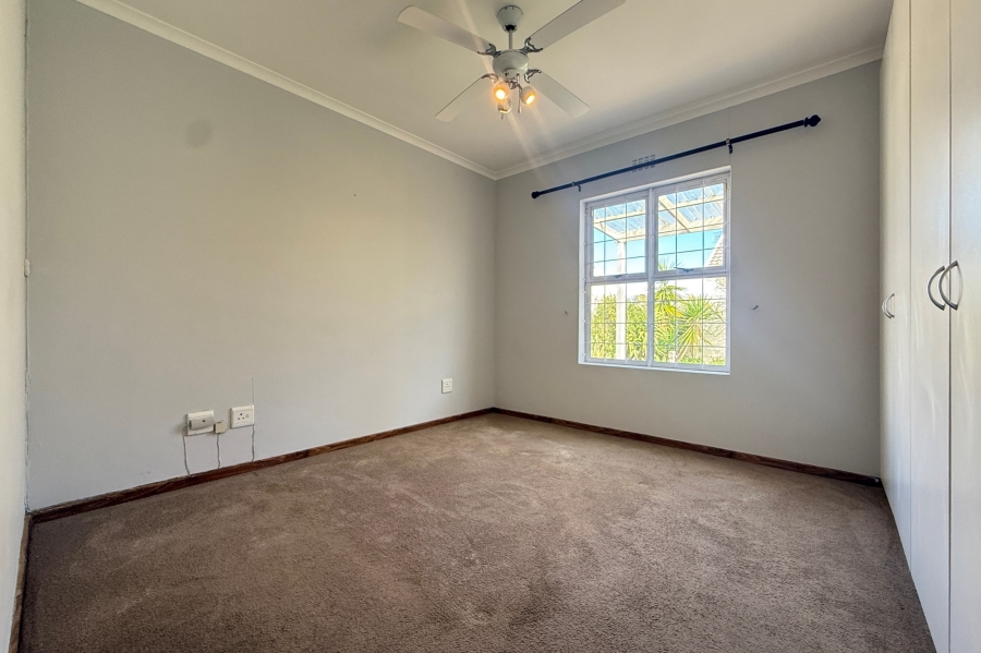 To Let 2 Bedroom Property for Rent in Sunningdale Western Cape